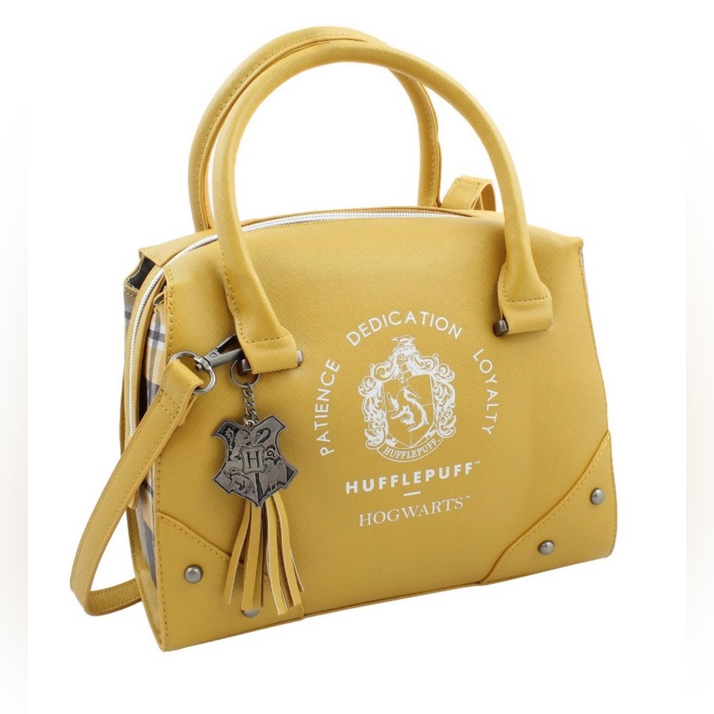 NWT Bioworld Harry Potter Hufflepuff House crossbody bag